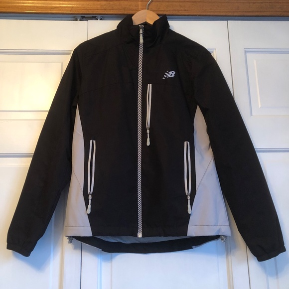 Women's New Balance Jacket Size S Like New Black w/zippered pockets - Picture 8 of 14